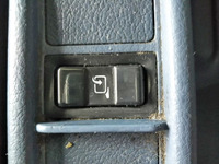 日野レンジャーアルミウイング中型（4t）[写真36]