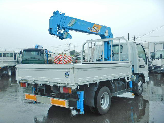 日産アトラスクレーン5段小型（2t・3t）[写真04]