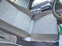 日野レンジャー幌ウイング中型（4t）[写真32]