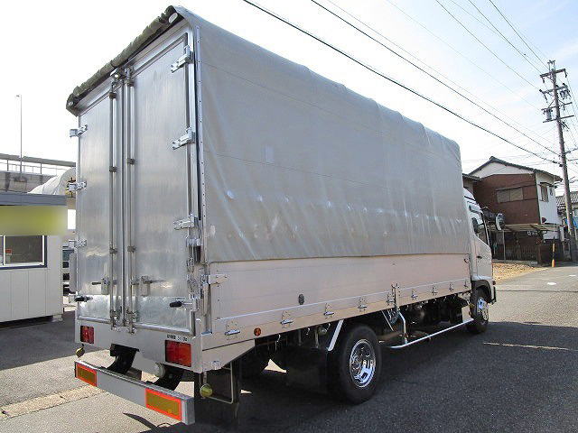 日野レンジャー幌ウイング中型（4t）[写真04]