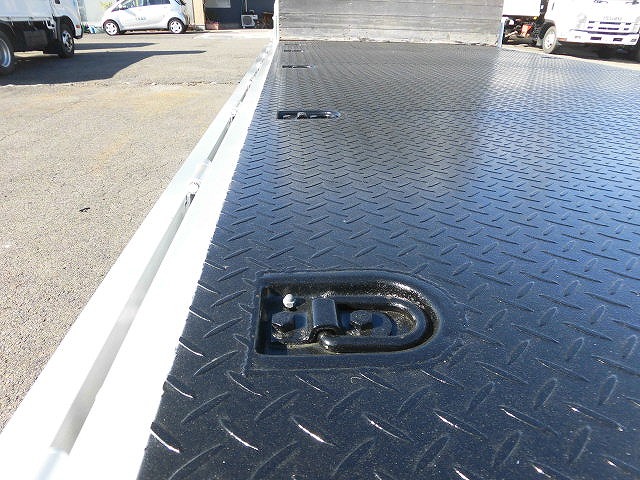 三菱ふそうキャンターアルミブロック小型（2t・3t）[写真11]