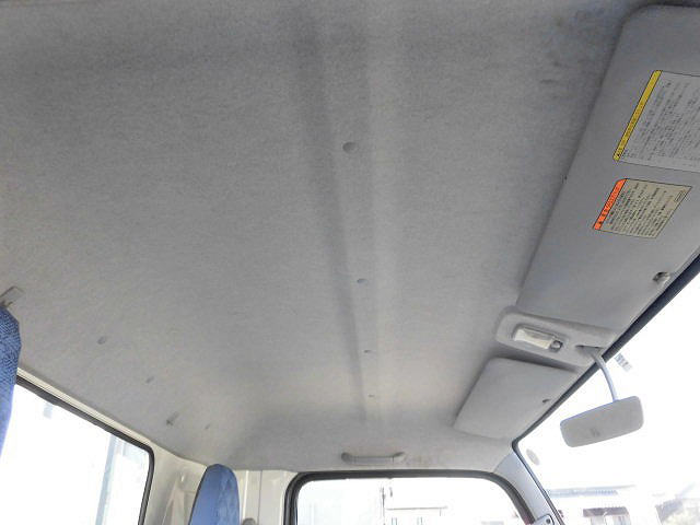 三菱ふそうキャンターアルミブロック小型（2t・3t）[写真28]