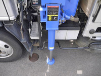 いすゞエルフクレーン3段小型（2t・3t）[写真14]