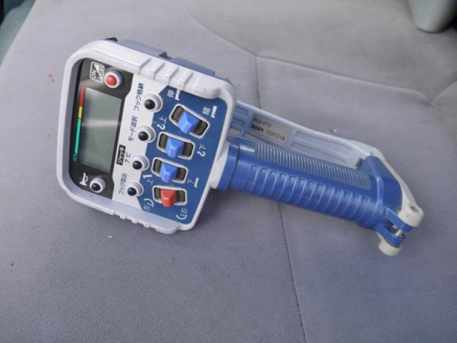 いすゞエルフクレーン3段小型（2t・3t）[写真24]