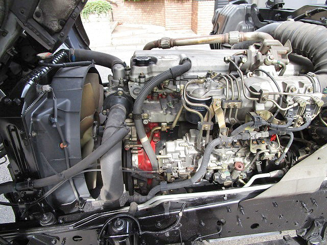 日野レンジャーアルミウイング中型（4t）[写真28]