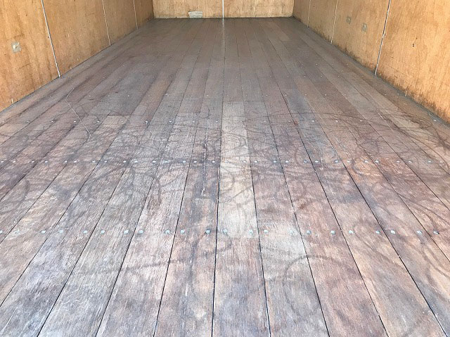 三菱ふそうキャンターオープントップバン小型（2t・3t）[写真14]