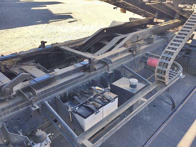 いすゞエルフセーフティローダー小型（2t・3t）[写真15]