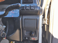 いすゞエルフセーフティローダー小型（2t・3t）[写真33]