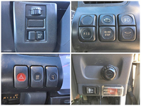 いすゞエルフセーフティローダー小型（2t・3t）[写真34]