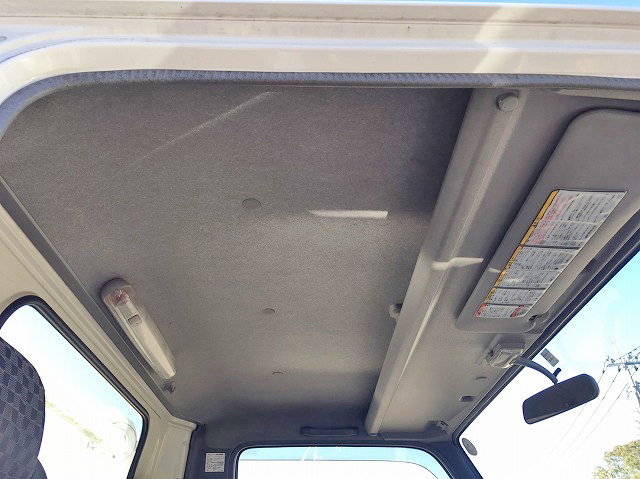 いすゞエルフセーフティローダー小型（2t・3t）[写真36]