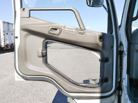 三菱ふそうファイターアルミウイング中型（4t）[写真25]