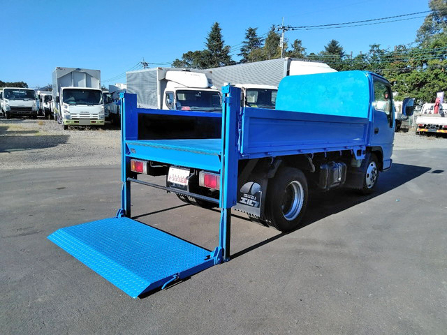 いすゞエルフ平ボディ小型（2t・3t）[写真02]