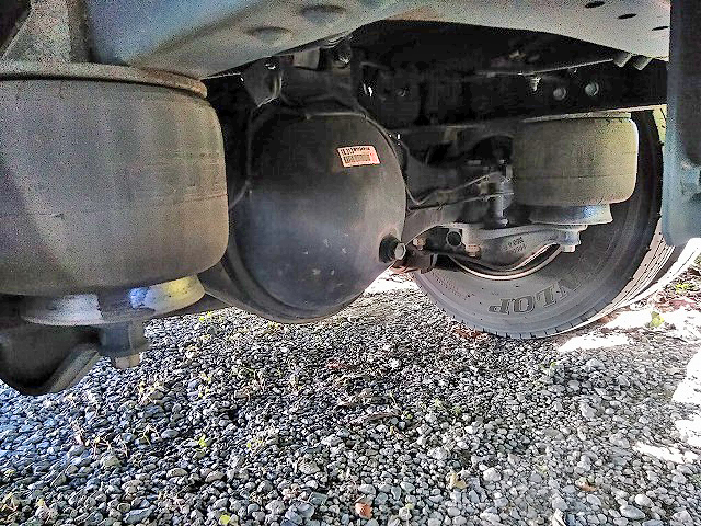 いすゞフォワード冷凍車（冷蔵車）中型（4t）[写真26]