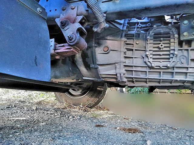 いすゞフォワード冷凍車（冷蔵車）中型（4t）[写真27]