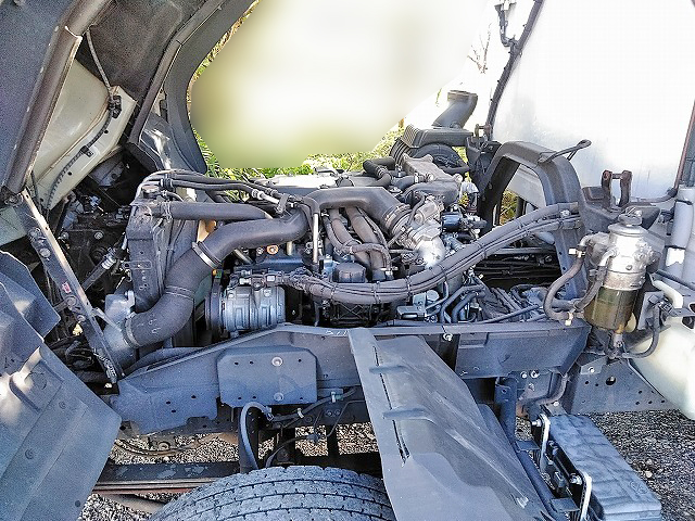 いすゞフォワード冷凍車（冷蔵車）中型（4t）[写真28]