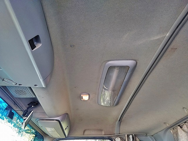 いすゞフォワード冷凍車（冷蔵車）中型（4t）[写真33]