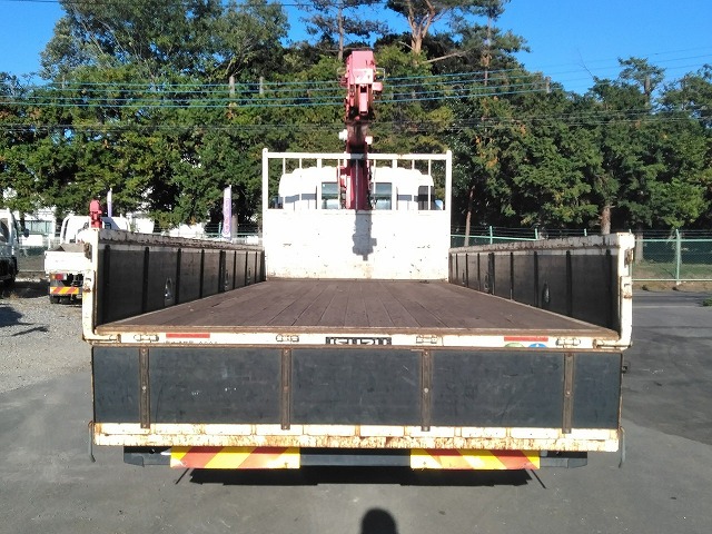 いすゞフォワードユニック4段中型（4t）[写真12]