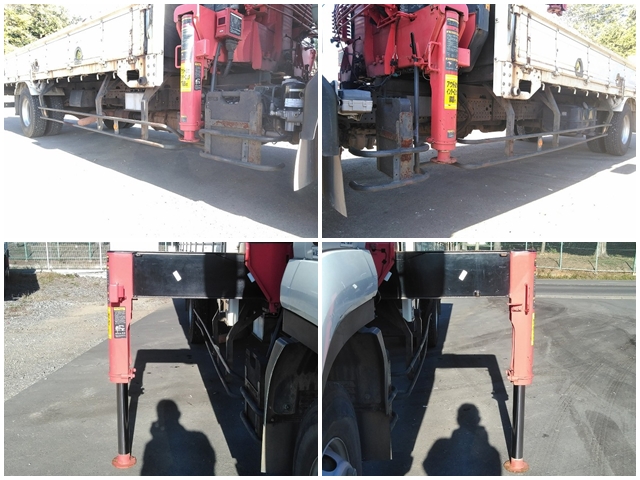 いすゞフォワードユニック4段中型（4t）[写真21]