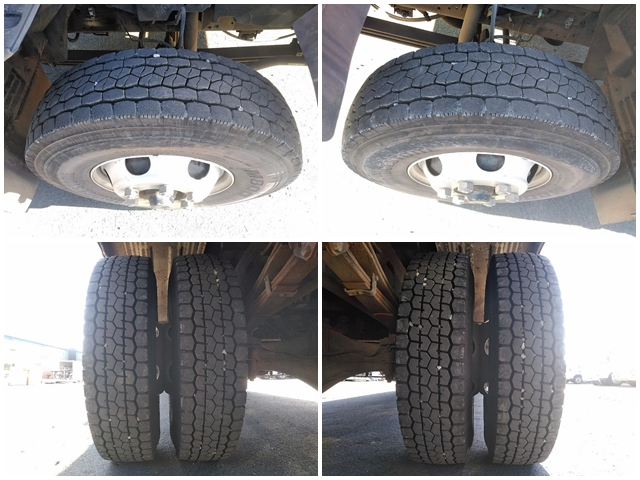 いすゞフォワードユニック4段中型（4t）[写真23]