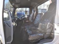 いすゞフォワードユニック4段中型（4t）[写真31]