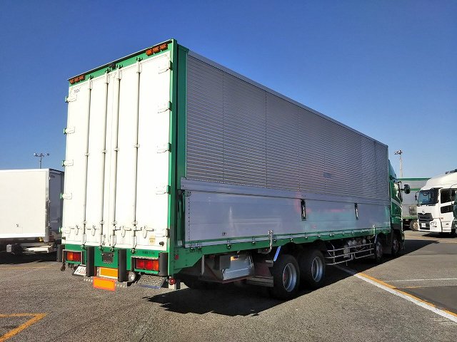 日野プロフィアアルミウイング大型（10t）[写真02]