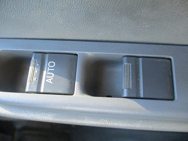 いすゞエルフダンプ小型（2t・3t）[写真27]