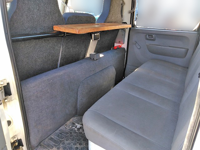 三菱ふそうキャンターダブルキャブ（Wキャブ）小型（2t・3t）[写真15]