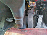 UDトラックスコンドル幌ウイング中型（4t）[写真20]