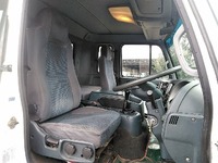 UDトラックスコンドルアルミウイング中型（4t）[写真13]