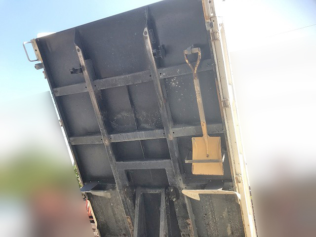 いすゞエルフダンプ小型（2t・3t）[写真12]