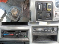 UDトラックスコンドルコンテナ専用車中型（4t）[写真18]