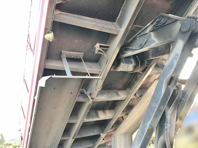 いすゞギガダンプ大型（10t）[写真16]