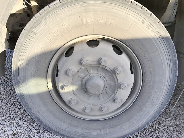 いすゞギガダンプ大型（10t）[写真19]