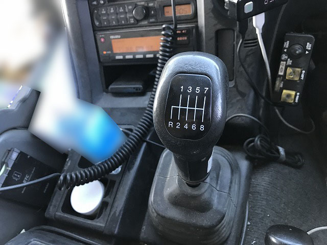 いすゞギガダンプ大型（10t）[写真25]