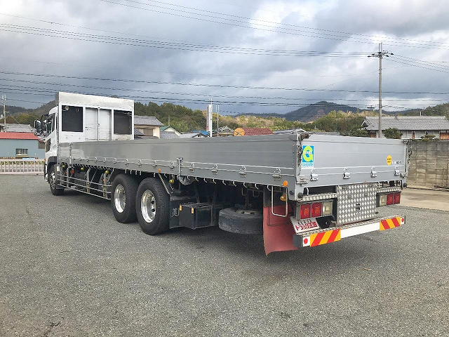 UDトラックスクオン平ボディ大型（10t）[写真04]
