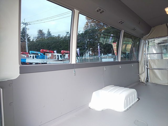 トヨタコースターマイクロバス[写真28]