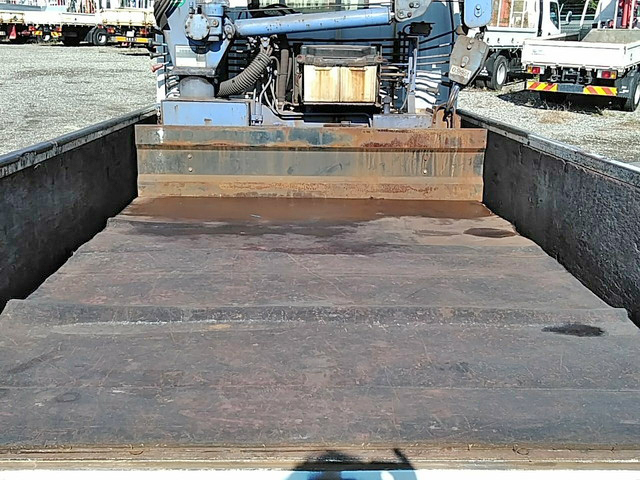 三菱ふそうキャンタークレーン付小型（2t・3t）[写真13]