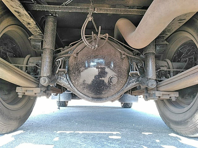 三菱ふそうキャンタークレーン付小型（2t・3t）[写真24]