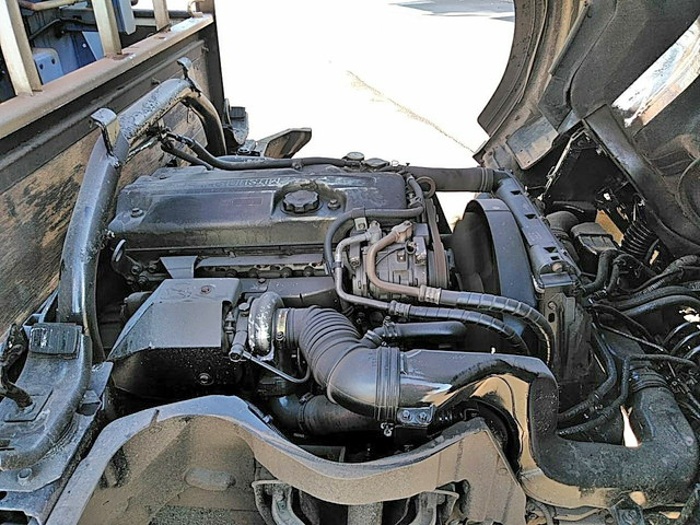 三菱ふそうキャンタークレーン付小型（2t・3t）[写真28]