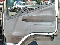 三菱ふそうキャンタークレーン付小型（2t・3t）[写真30]