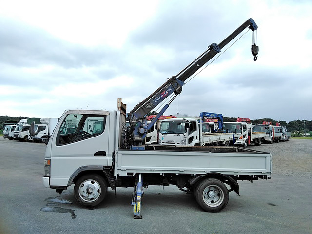 三菱ふそうキャンタークレーン付小型（2t・3t）[写真06]