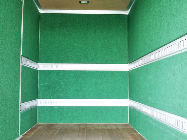 日野デュトロアルミバン小型（2t・3t）[写真11]