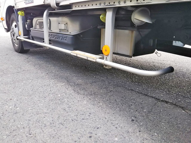 日野デュトロアルミバン小型（2t・3t）[写真16]