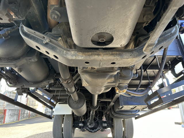 日野レンジャーセルフクレーン4段増トン（6t・8t）[写真12]