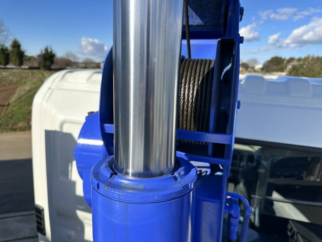 日野レンジャーセルフクレーン4段増トン（6t・8t）[写真23]