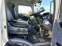 日野レンジャーセルフクレーン4段増トン（6t・8t）[写真24]