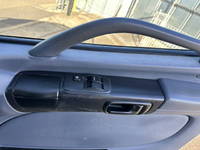 日野レンジャーセルフクレーン4段増トン（6t・8t）[写真32]