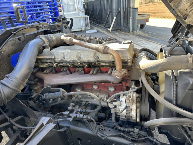 日野レンジャーセルフクレーン4段増トン（6t・8t）[写真36]