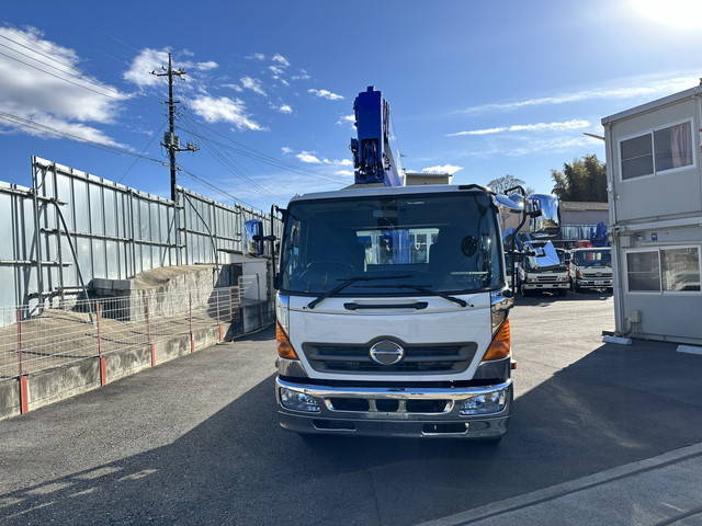 日野レンジャーセルフクレーン4段増トン（6t・8t）[写真05]