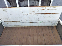 三菱ふそうキャンター平ボディ小型（2t・3t）[写真12]